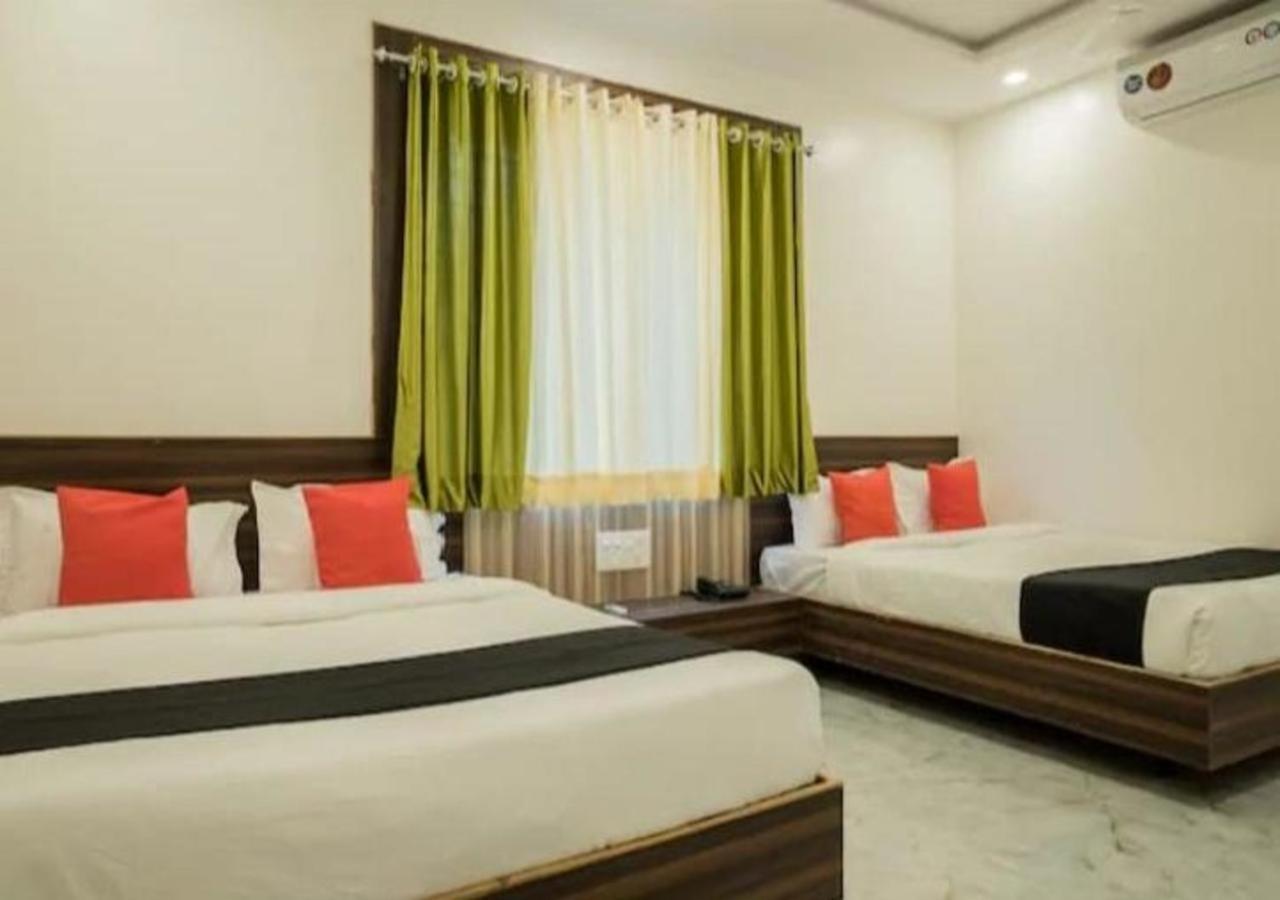 Hotel Sai Sk Palace Shirdi Exterior foto